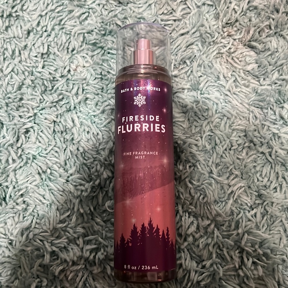 Bath & Body Works, Fireside Flurries perfume